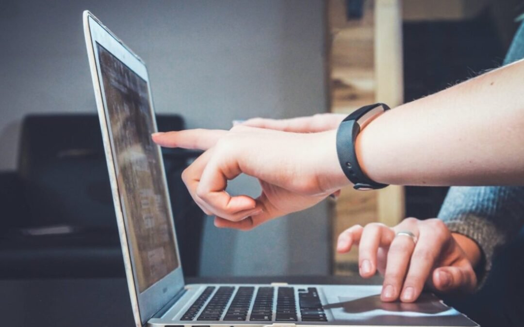 Pourquoi faire appel à une agence web plutôt que créer son site seul